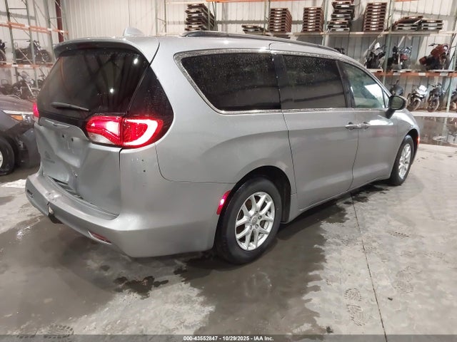 2020 CHRYSLER VOYAGER 2C4RC1DG3LR264755 Photo 3