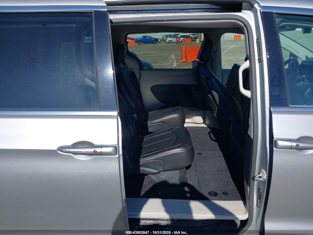 2020 CHRYSLER VOYAGER 2C4RC1DG3LR264755 Photo 7