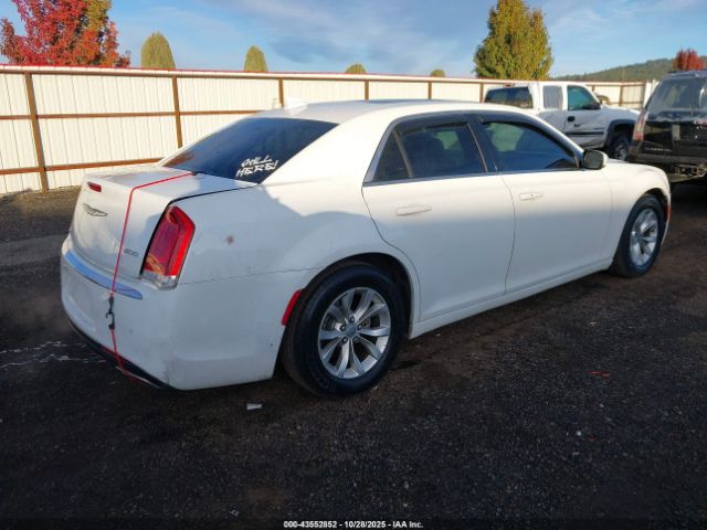 2016 CHRYSLER 300 2C3CCAAG2GH208123 Photo 3