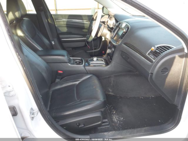 2016 CHRYSLER 300 2C3CCAAG2GH208123 Photo 4