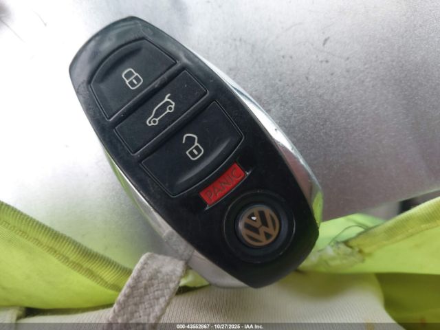 2014 VOLKSWAGEN TOUAREG WVGEP9BP8ED010092 Photo 10