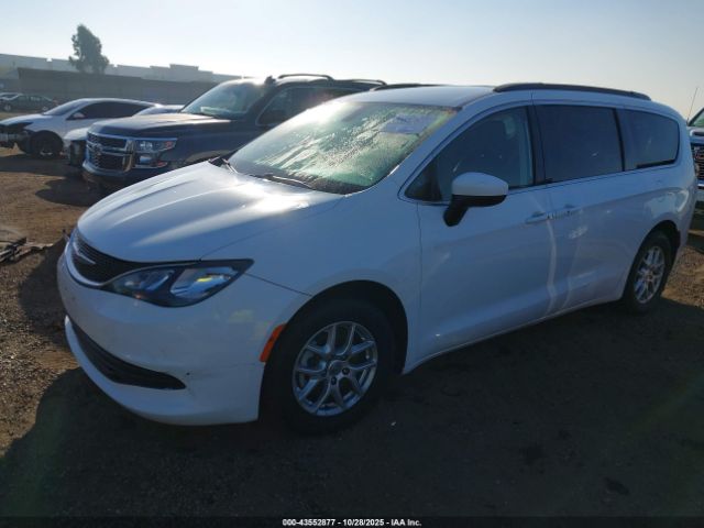 2020 CHRYSLER VOYAGER 2C4RC1DG7LR266024 Photo 1