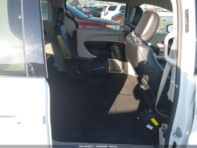 2020 CHRYSLER VOYAGER 2C4RC1DG7LR266024 Photo 7