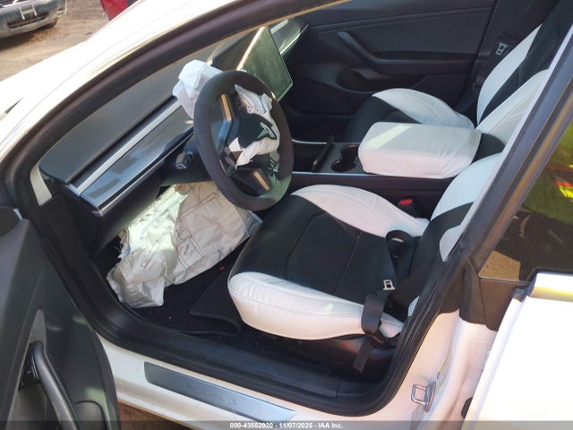 2020 TESLA MODEL 3 5YJ3E1EC0LF603267 Photo 4