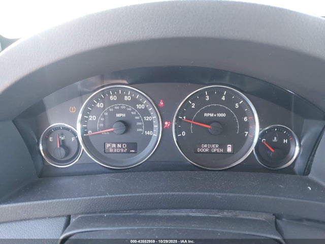 2010 Jeep Grand Cherokee Laredo მანქანა იყიდება აუქციონზე, vin: 1J4PR4GK2AC120606, აუქციონის ნომერი: 43552959