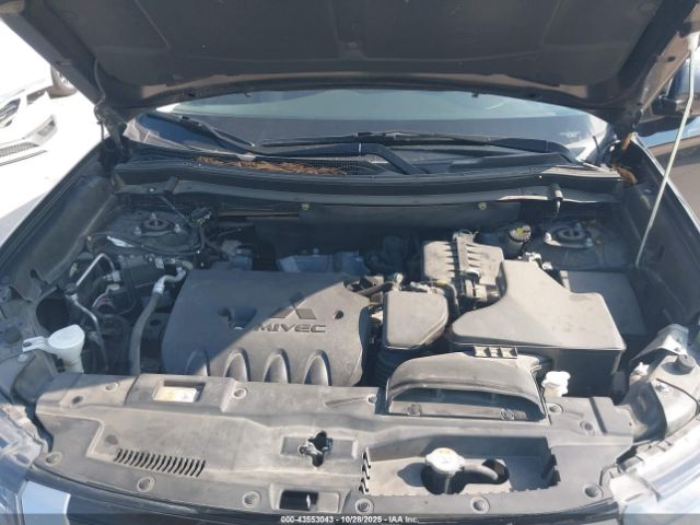 2019 MITSUBISHI OUTLANDER JA4AD3A3XKZ006593 Photo 9