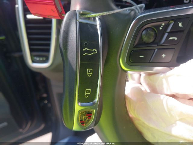 2019 PORSCHE CAYENNE WP1AB2AY0KDA65228 Photo 10