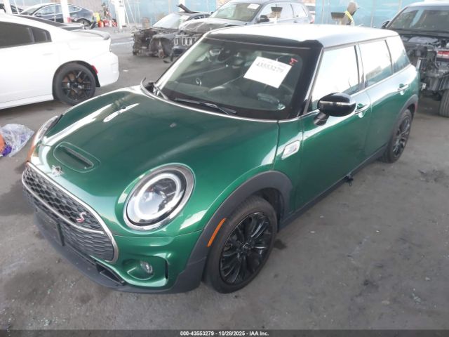 2023 MINI CLUBMAN WMWLV7C01P2T81923 Photo 1