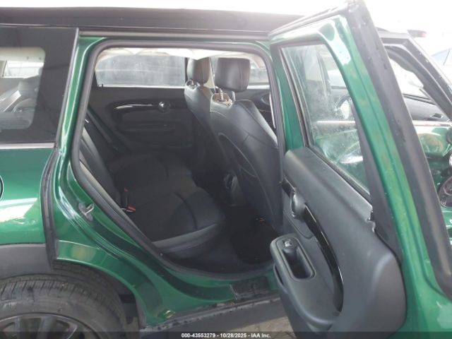 2023 MINI CLUBMAN WMWLV7C01P2T81923 Photo 7