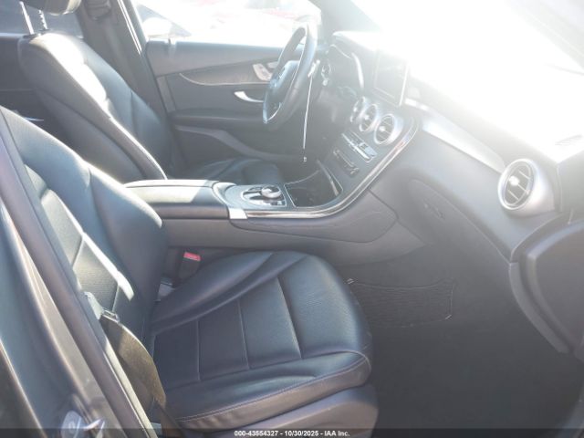 2018 MERCEDES-BENZ GLC 300 WDC0G4JB2JF437655 Photo 4
