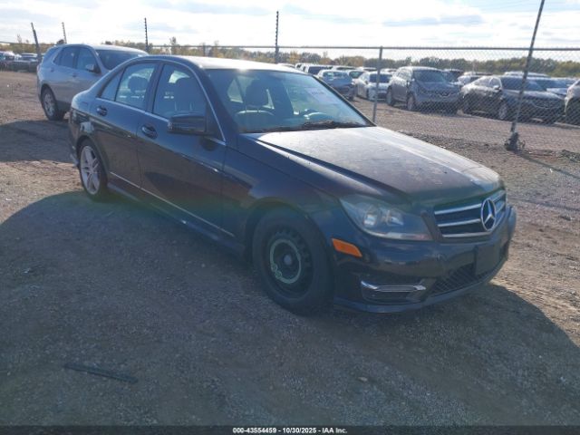 2014 MERCEDES-BENZ C 250 WDDGF4HB7EG194489