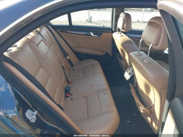 2014 MERCEDES-BENZ C 250 WDDGF4HB7EG194489 Photo 7