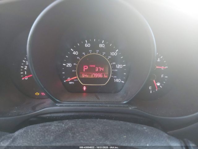 2014 KIA SOUL KNDJN2A26E7022939 Photo 6