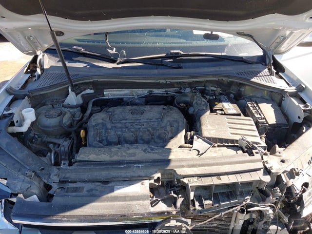 Продаж на аукціоні авто 2019 Volkswagen Tiguan 2.0t Se/2.0t Sel/2.0t Sel R-line/2.0t Sel R-line Black, vin: 3VV3B7AX4KM007921, номер лоту: 43554606
