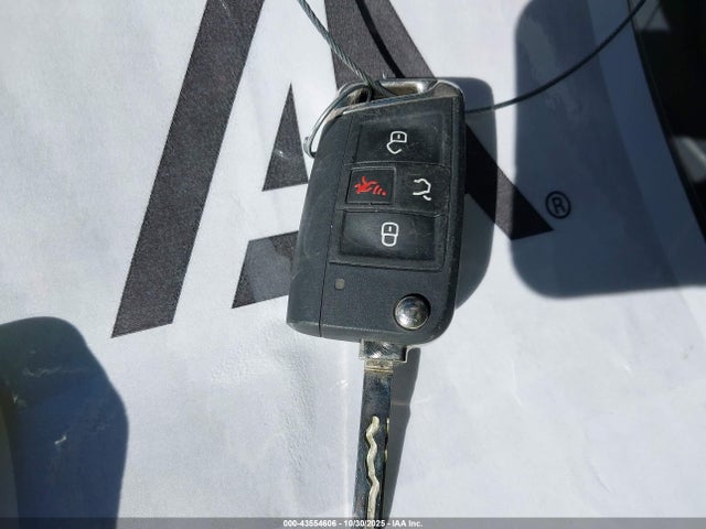 Продаж на аукціоні авто 2019 Volkswagen Tiguan 2.0t Se/2.0t Sel/2.0t Sel R-line/2.0t Sel R-line Black, vin: 3VV3B7AX4KM007921, номер лоту: 43554606