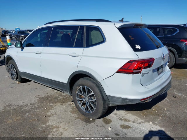 Продаж на аукціоні авто 2019 Volkswagen Tiguan 2.0t Se/2.0t Sel/2.0t Sel R-line/2.0t Sel R-line Black, vin: 3VV3B7AX4KM007921, номер лоту: 43554606