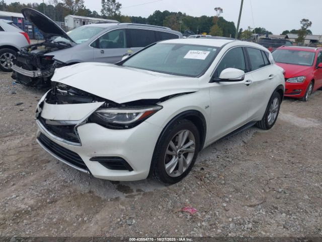2018 INFINITI QX30 SJKCH5CP3JA005259 Photo 1