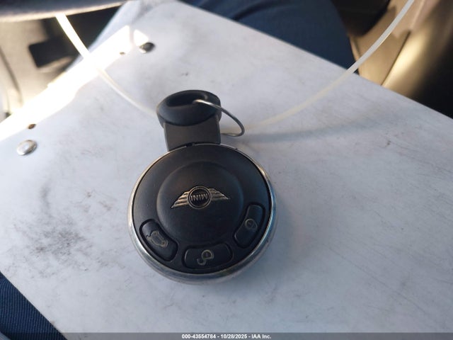 2015 MINI COUNTRYMAN WMWZC3C57FWT03478 Photo 10