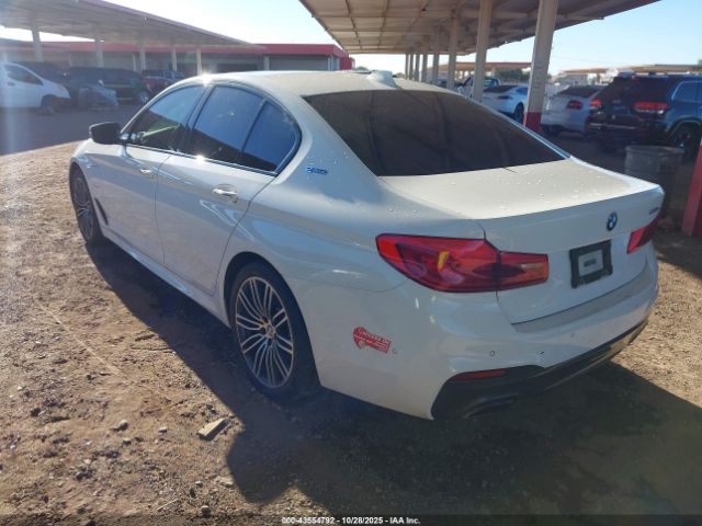 2018 BMW 530E WBAJA9C56JB250472 Photo 2