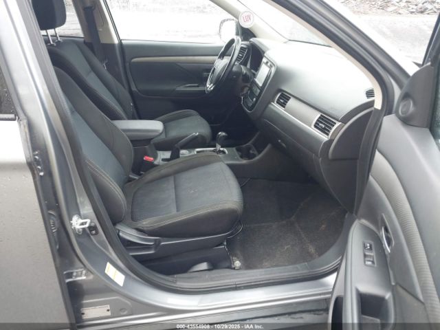 2016 MITSUBISHI OUTLANDER JA4AZ3A34GZ015153 Photo 4