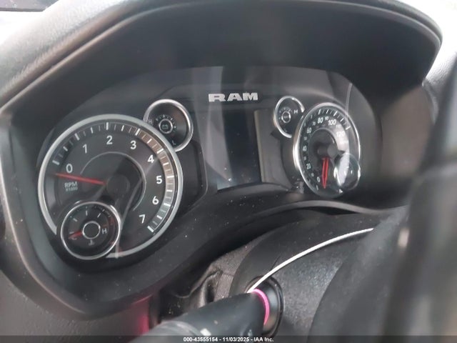Продаж на аукціоні авто 2021 Ram 1500 Big Horn  4x4 6'4 Box, vin: 1C6RRFBG8MN556115, номер лоту: 43555154