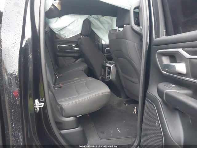 Продаж на аукціоні авто 2021 Ram 1500 Big Horn  4x4 6'4 Box, vin: 1C6RRFBG8MN556115, номер лоту: 43555154