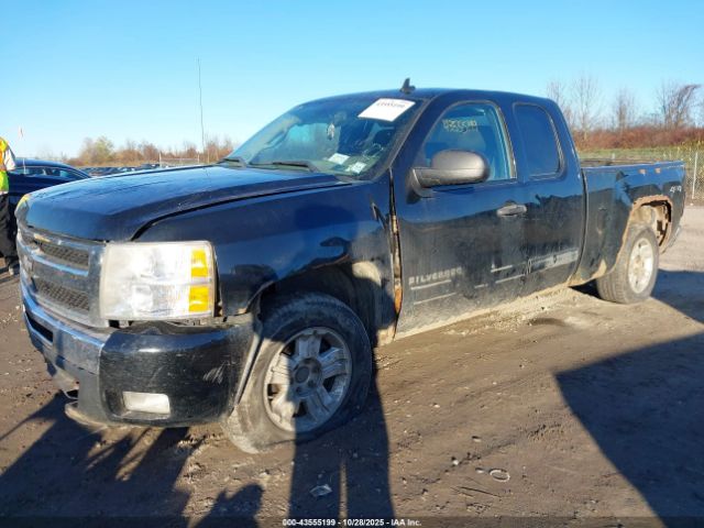 2011 CHEVROLET SILVERADO 1500 1GCRKSE38BZ389145 Photo 1
