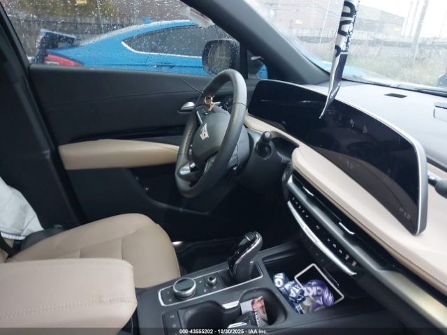 2024 CADILLAC XT4 1GYFZBR48RF190443 Photo 4