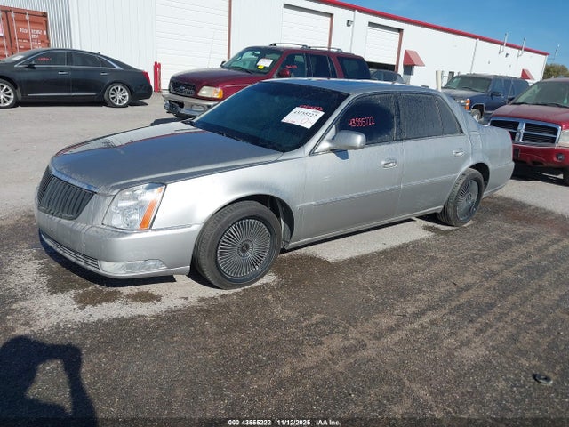 2007 CADILLAC DTS 1G6KD57917U220090 Photo 1
