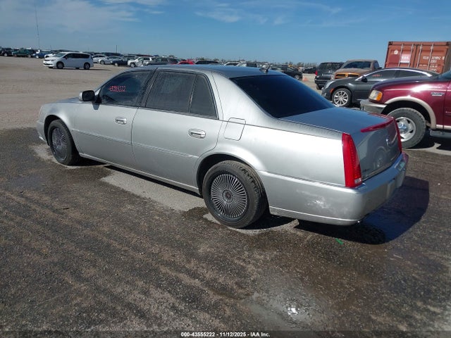 2007 CADILLAC DTS 1G6KD57917U220090 Photo 2