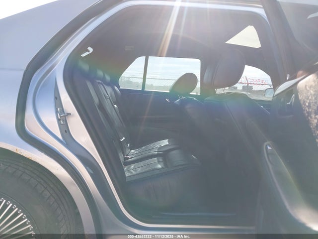 2007 CADILLAC DTS 1G6KD57917U220090 Photo 7