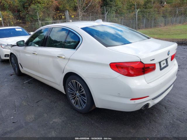 2017 BMW 530I WBAJA7C30HWA70963 Photo 2