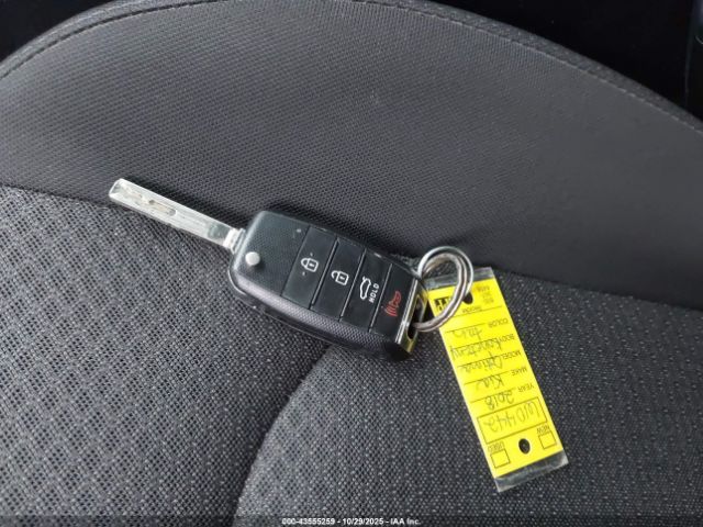 2018 KIA OPTIMA 5XXGT4L31JG267814 Photo 10