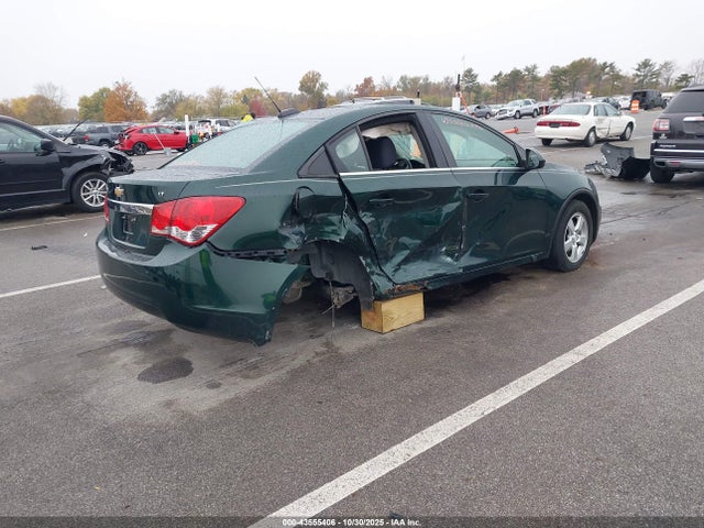 1G1PC5SB4F7105781 Chevrolet Cruze 1lt Auto