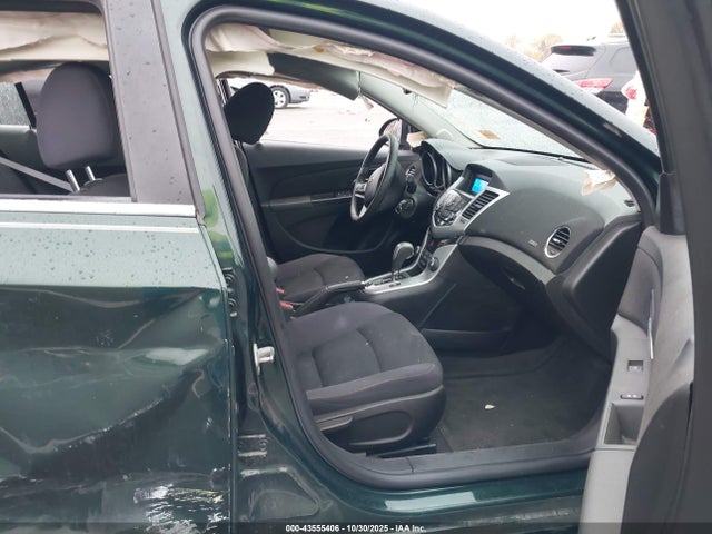 1G1PC5SB4F7105781 Chevrolet Cruze 1lt Auto
