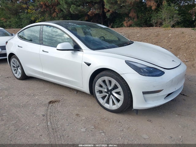 2022 TESLA MODEL 3 5YJ3E1EB6NF194671 Photo 0