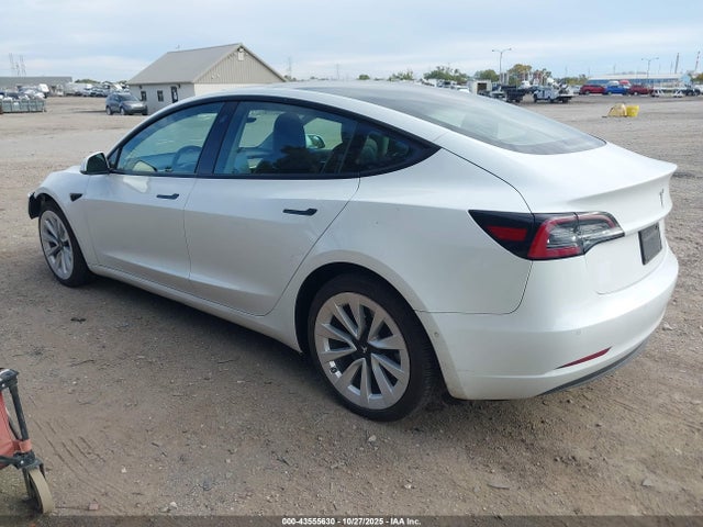 2022 TESLA MODEL 3 5YJ3E1EB6NF194671 Photo 2