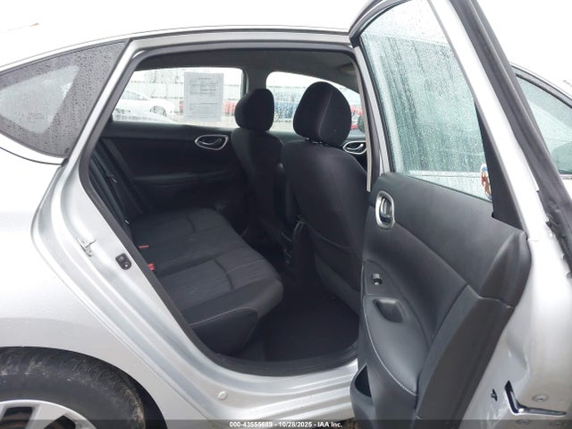 43555689 :رقم المزاد ، 3N1AB7AP6JY261808 vin ، 2018 Nissan Sentra Sv مزاد بيع