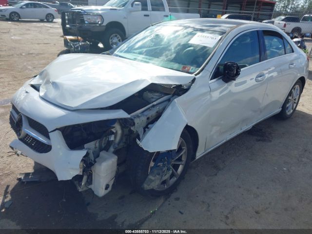 2020 MERCEDES-BENZ A 220 WDD3G4FB8LW041900 Photo 1