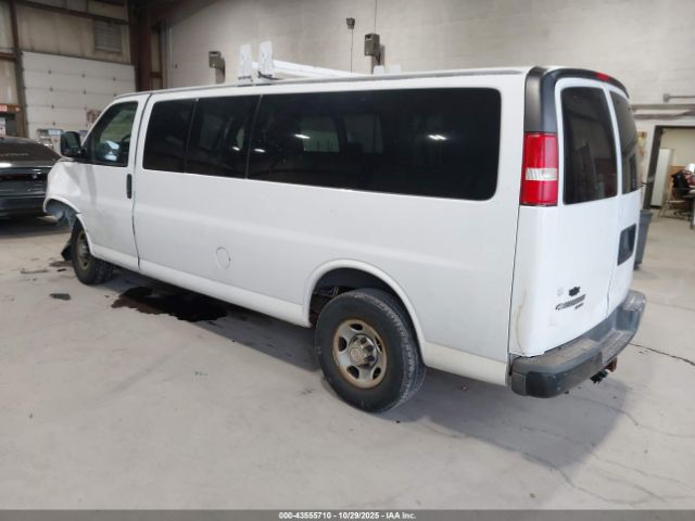 2013 CHEVROLET EXPRESS 3500 1GAZG1FG9D1153305 Photo 2