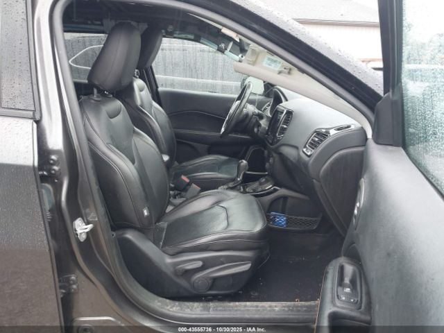 2019 JEEP COMPASS 3C4NJDCB9KT656274 Photo 4