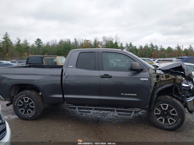 5TFUY5F14HX645289 Toyota Tundra Sr5 5.7l V8