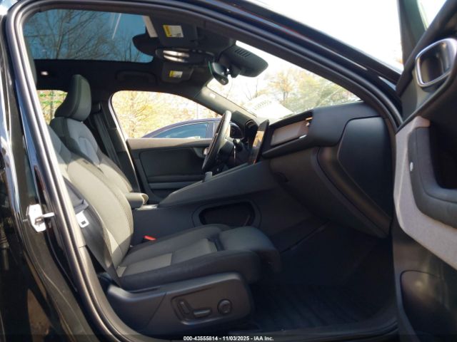 2022 POLESTAR 2 LPSED3KA9NL057894 Photo 4