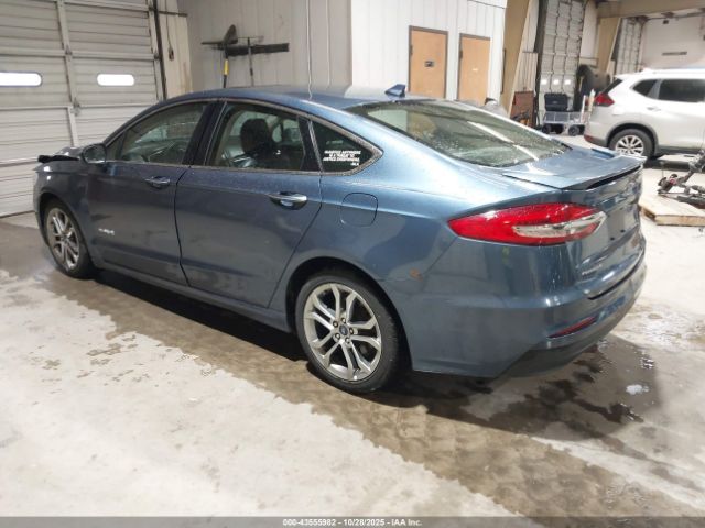 2019 FORD FUSION HYBRID 3FA6P0RU2KR116577 Photo 2