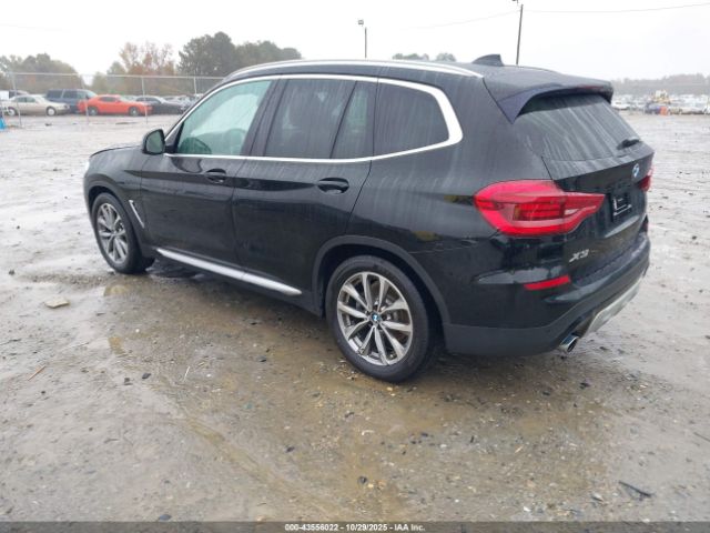 2019 BMW X3 5UXTR7C5XKLF30000 Photo 2