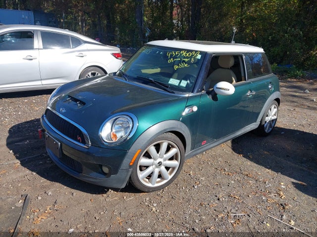 2008 MINI COOPER S WMWMF73588TV34242 Photo 1