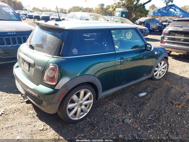 2008 MINI COOPER S WMWMF73588TV34242 Photo 3