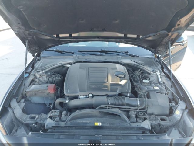 2020 JAGUAR XE SAJAJ4FX4LCP60790 Photo 9