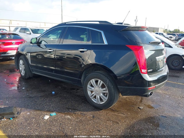 2015 CADILLAC SRX 3GYFNAE32FS523861 Photo 2