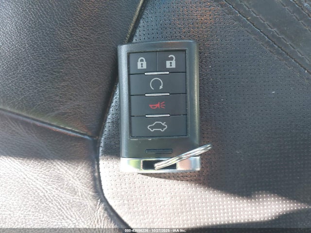 2011 CADILLAC CTS 1G6DS5ED8B0152215 Photo 10